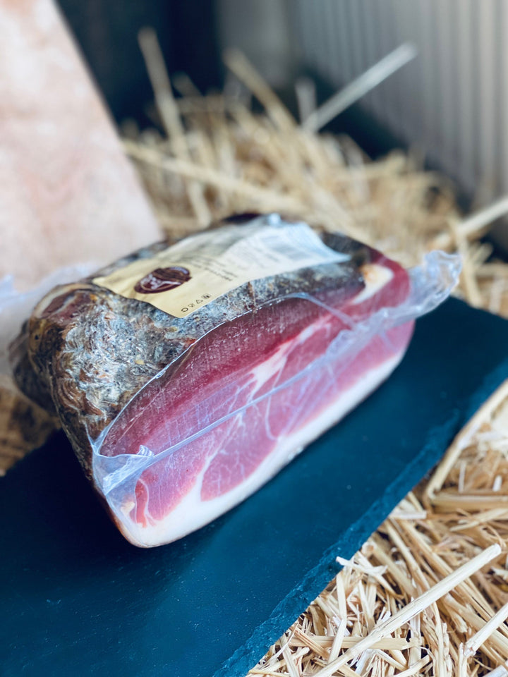 Dalmatinski prsut / Dalmatinischer Schinken