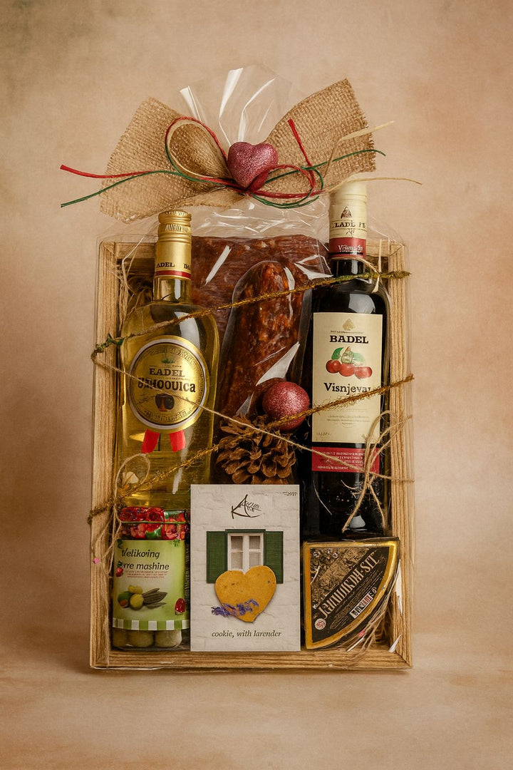 Poklon košarica Dalmatica - hrvatski specijaliteti